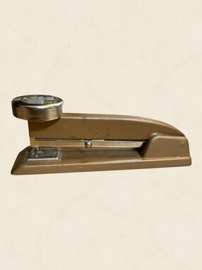 Vintage Monarch Desktop Stapler - Vail Manufacturing Co. Chicago 1950’s